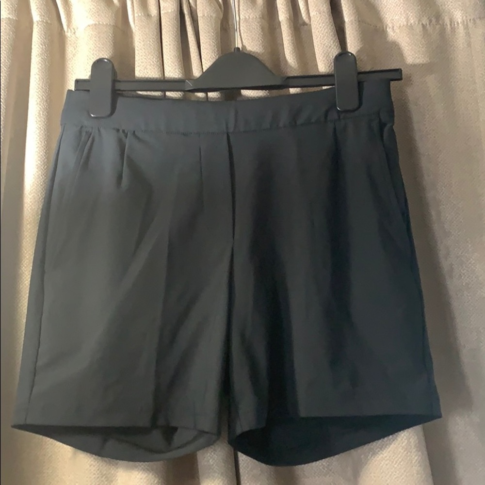 Brand new golf shorts